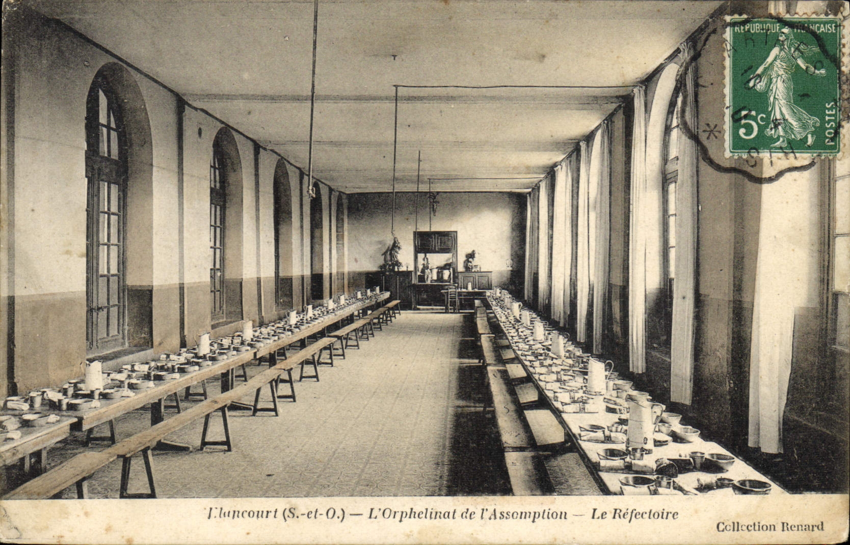 Niños de Elancourt de la POSTAL de la VENDIMIA el orfelinato de la asunción el refectorio