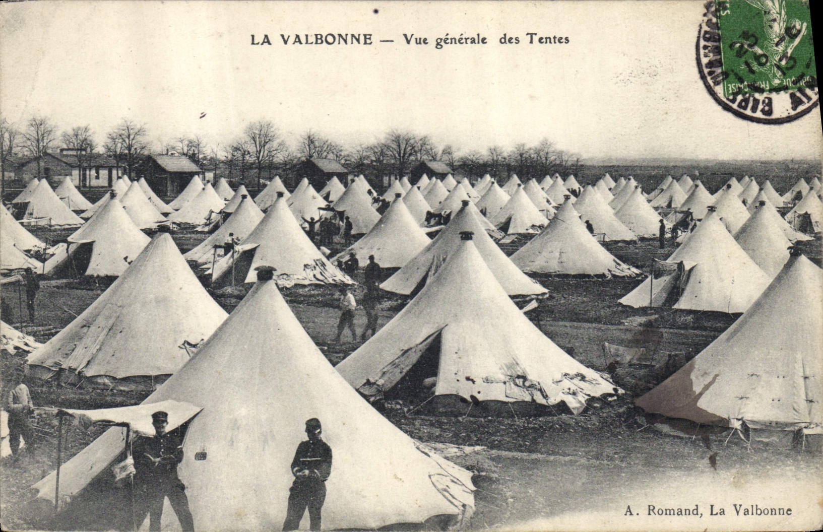 CPA Militaria La Valbonne Vue generale des tentes