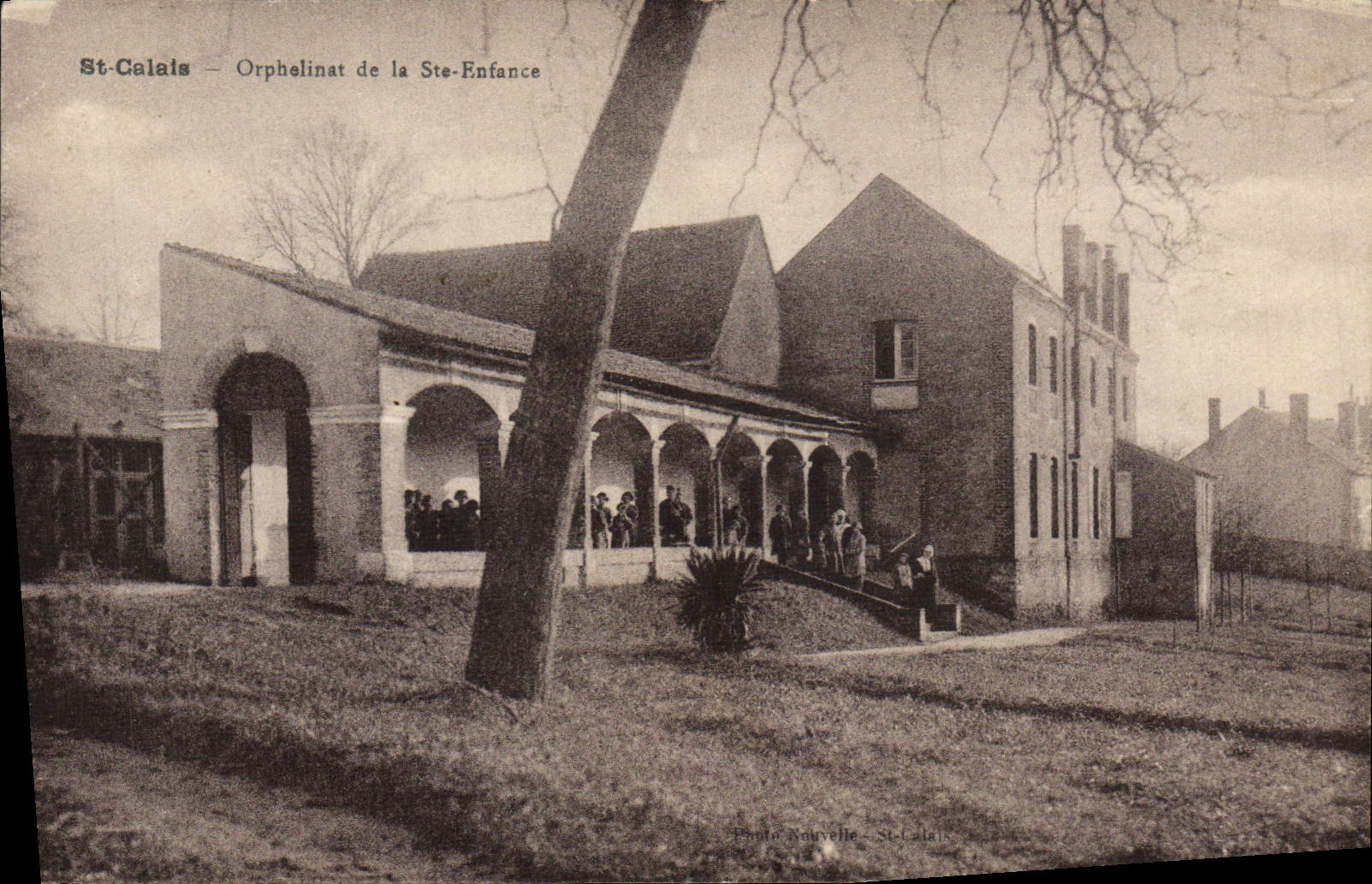 VINTAGE POSTCARD Children St Calais Orphanage of the co. Childhood