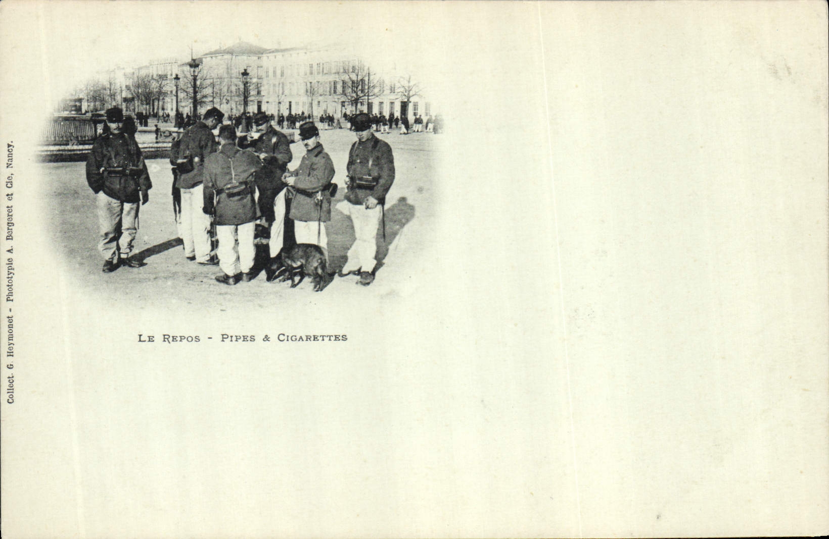 POSTAL Militaria de la VENDIMIA que el resto instala tubos y los cigarrillos