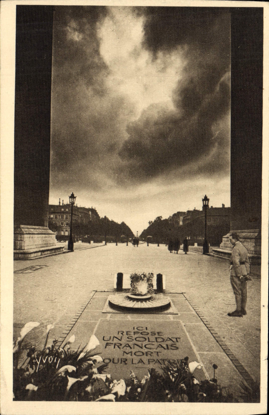 CPA Paris Tombeau du Soldat inconnu 