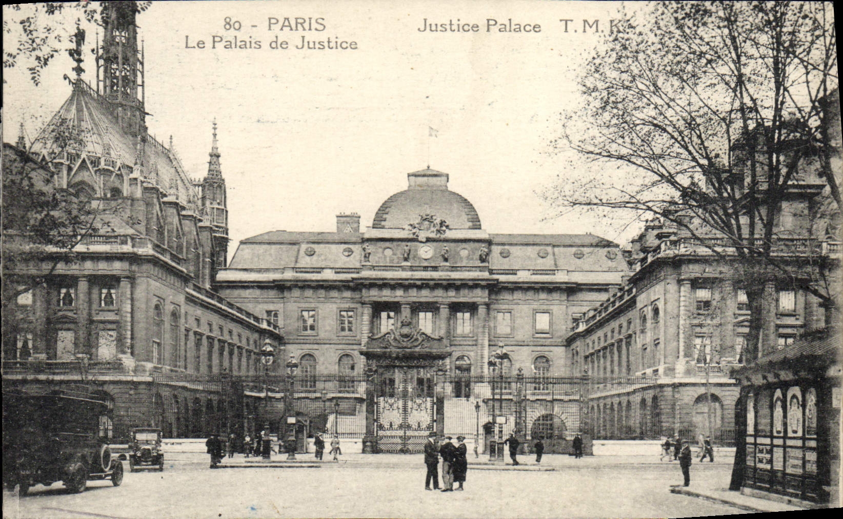 VINTAGE POSTCARD Paris Turn Law courts