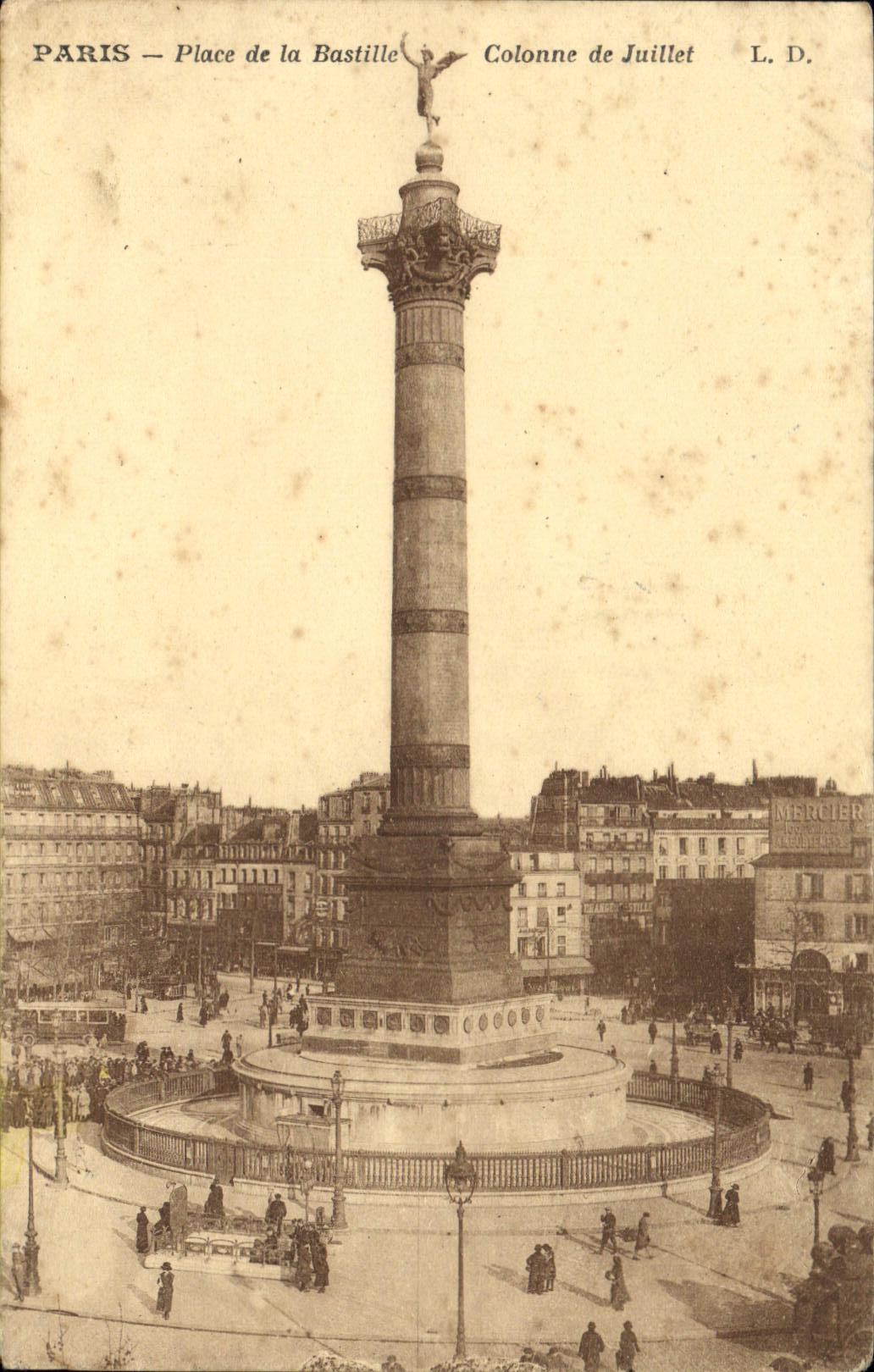 CPA Paris Place de la Bastille Colonne de Juillet