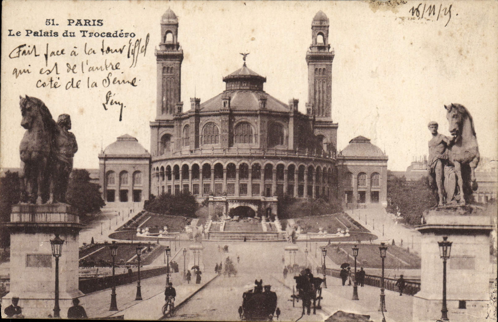 VINTAGE POSTCARD Paris the palate of Trocadero