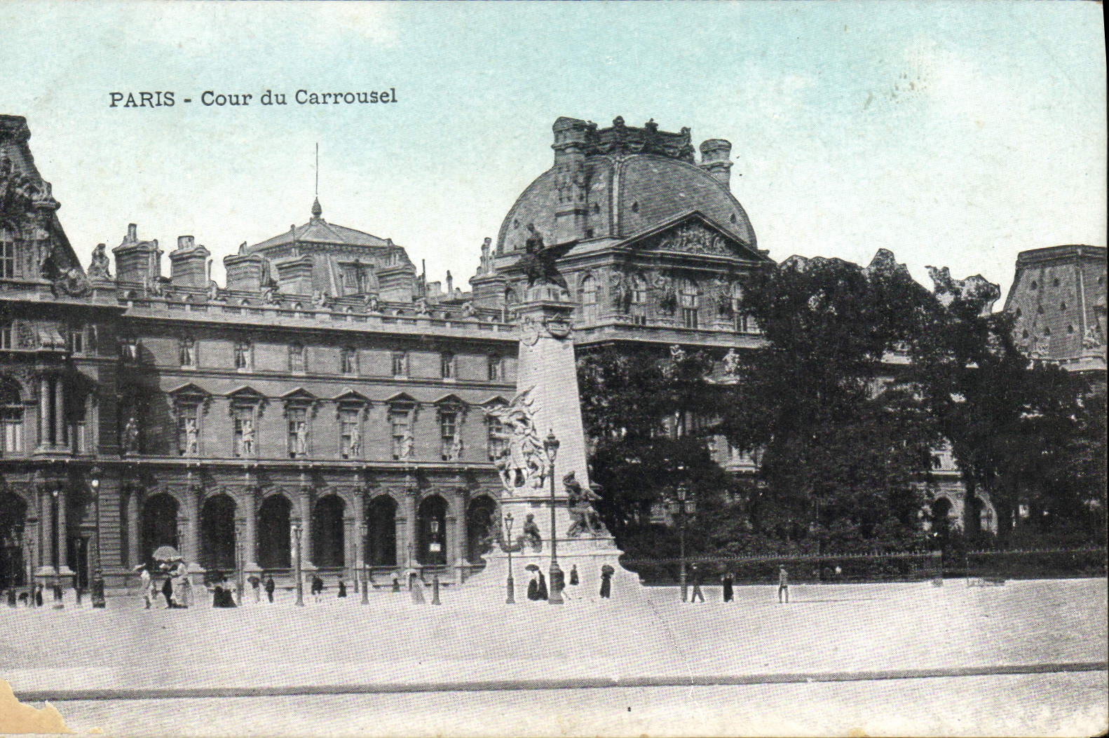 CPA Paris Cour du Carrousel