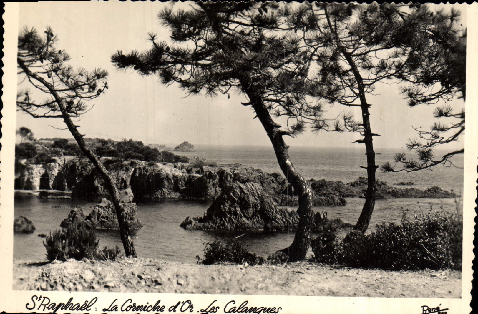 CPM Saint Raphael La Corniche d'or Les calanques