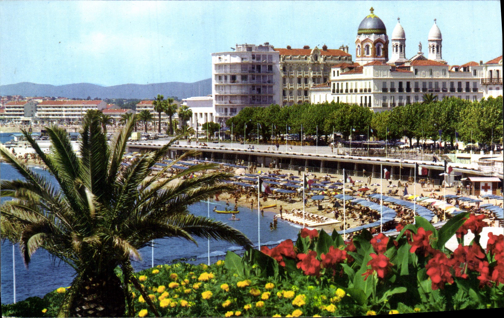 CPM Saint Raphael La plage 