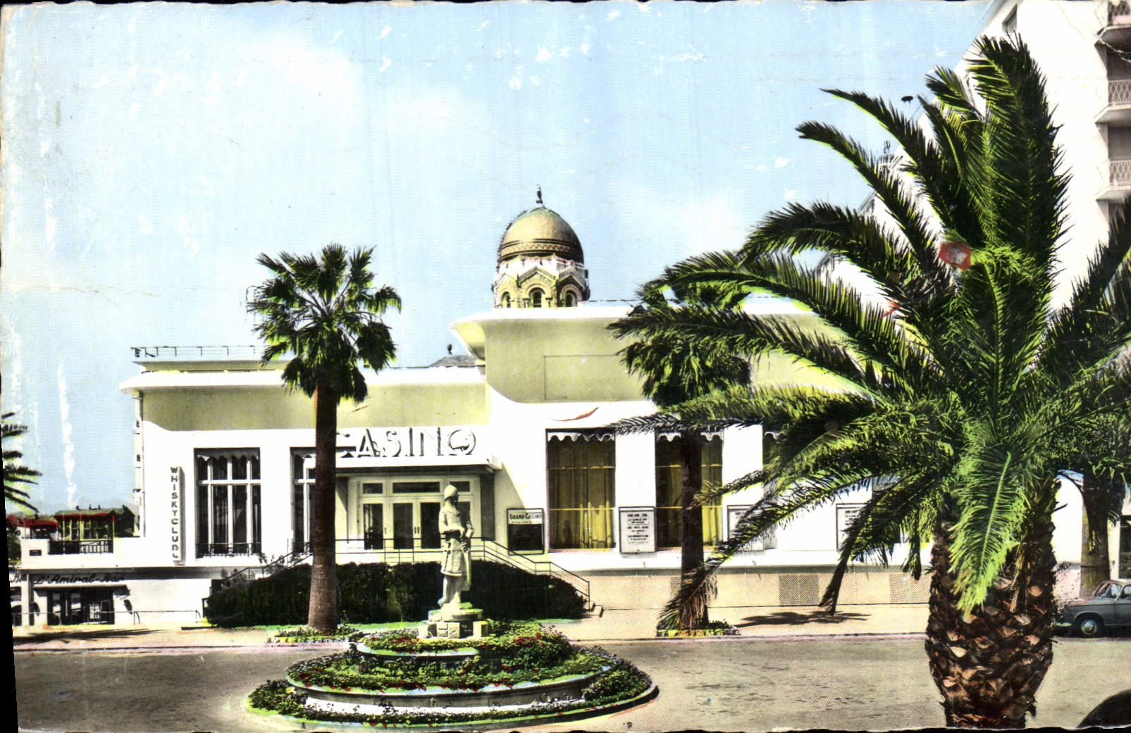 CPM Saint Raphael Square du Gand Le Communier