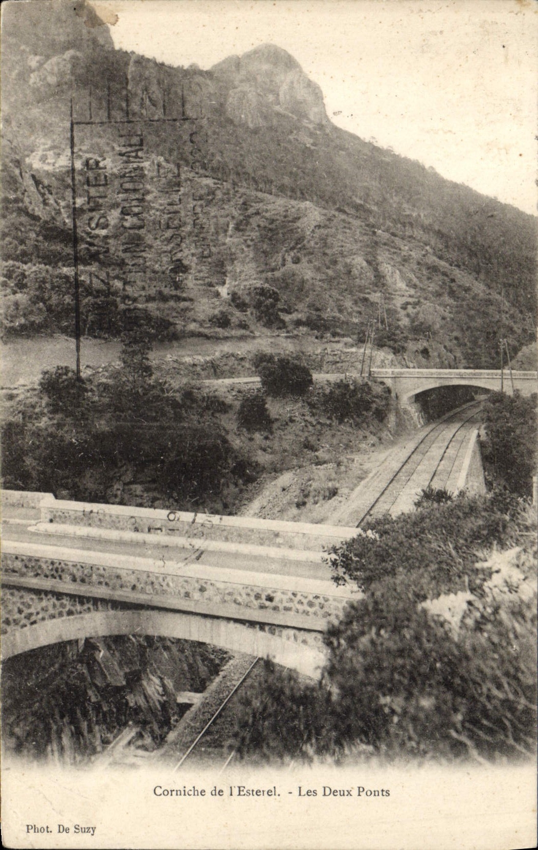 Cornisa de la POSTAL de la VENDIMIA de Esterel dos puentes