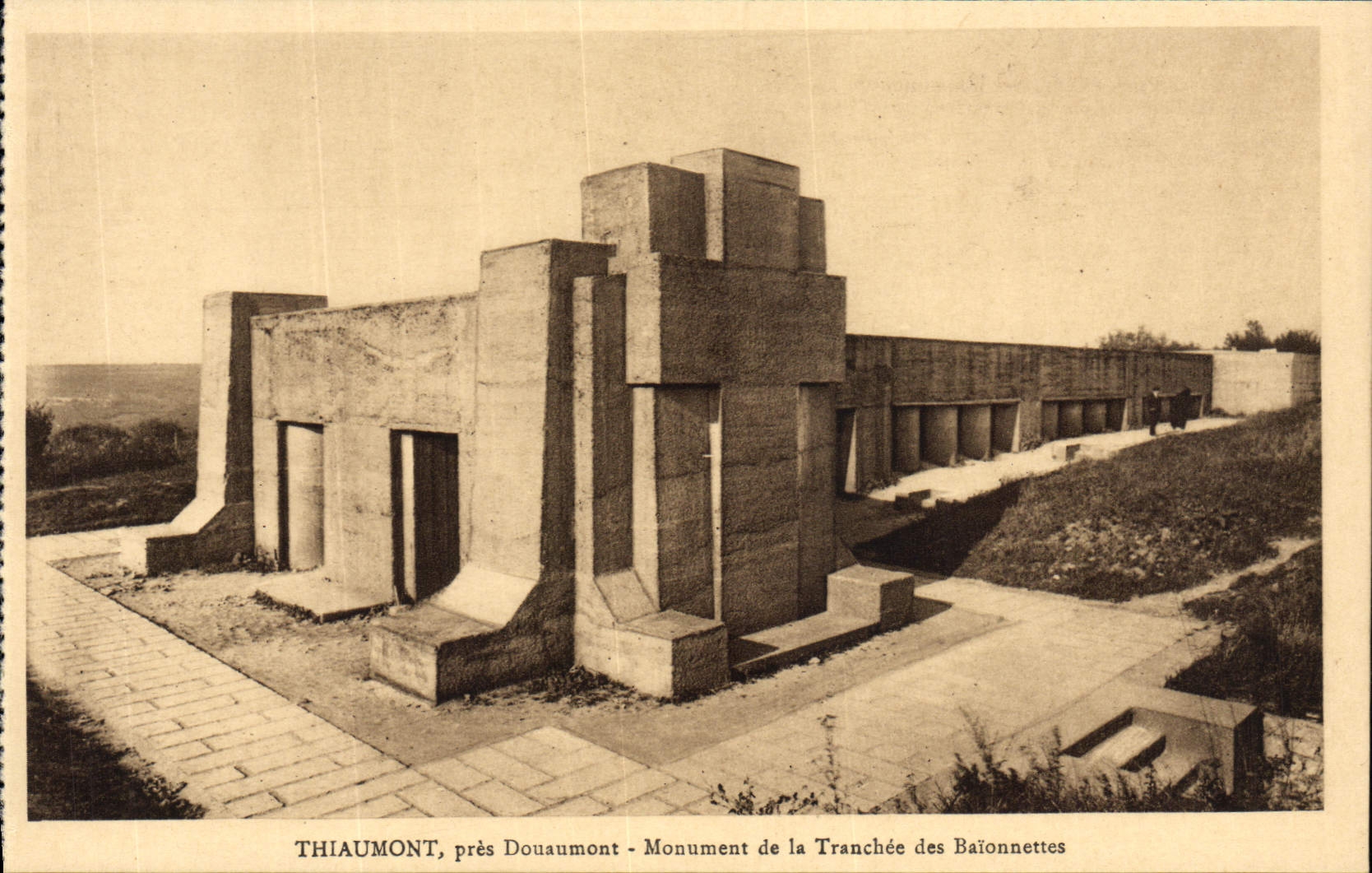 VINTAGE POSTCARD Thiaumont close Douaumont Monument of sliced Militaria bayonets