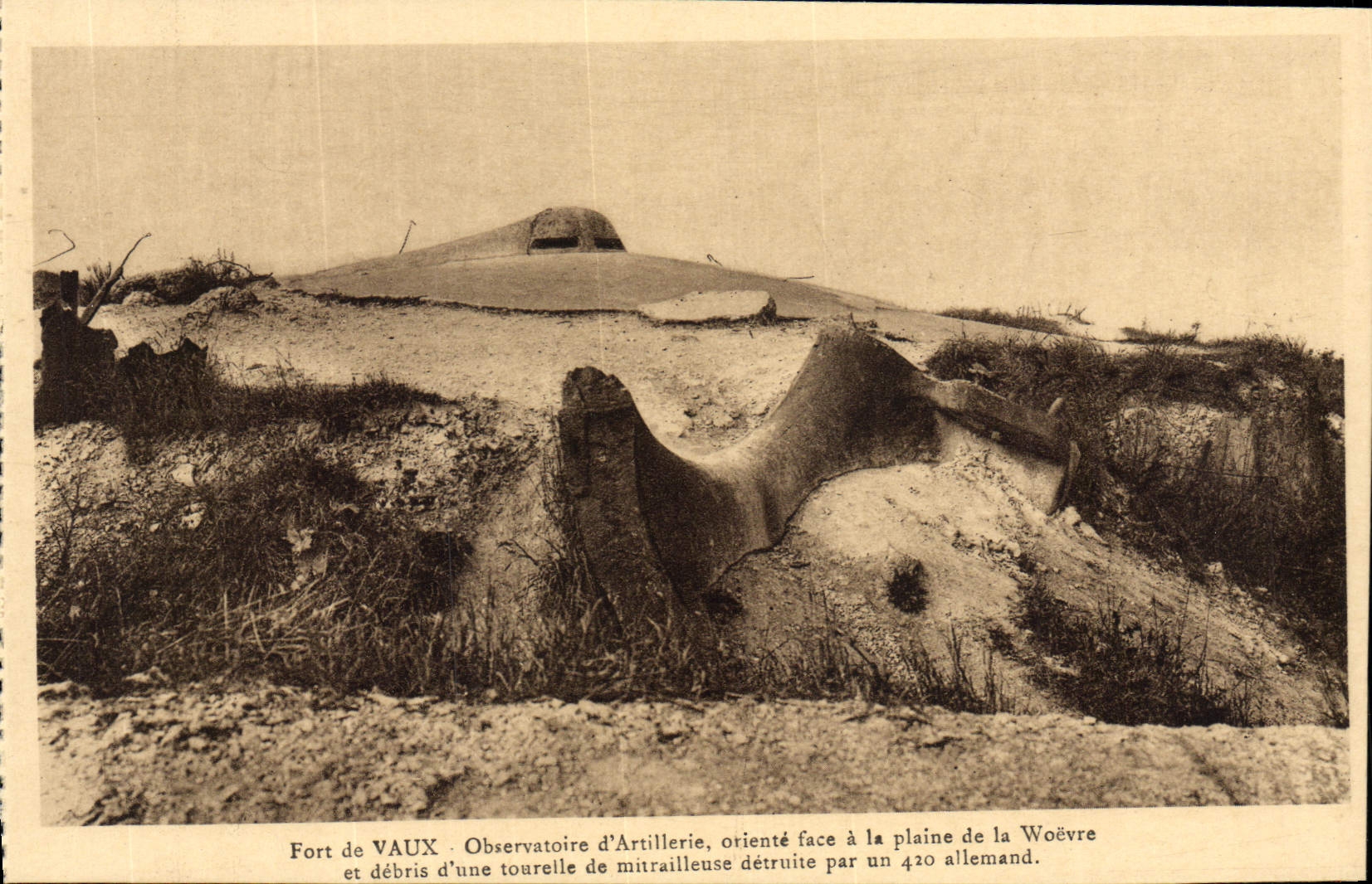 Artillería de Militaria del observatorio de la POSTAL de la VENDIMIA fort de Vaux
