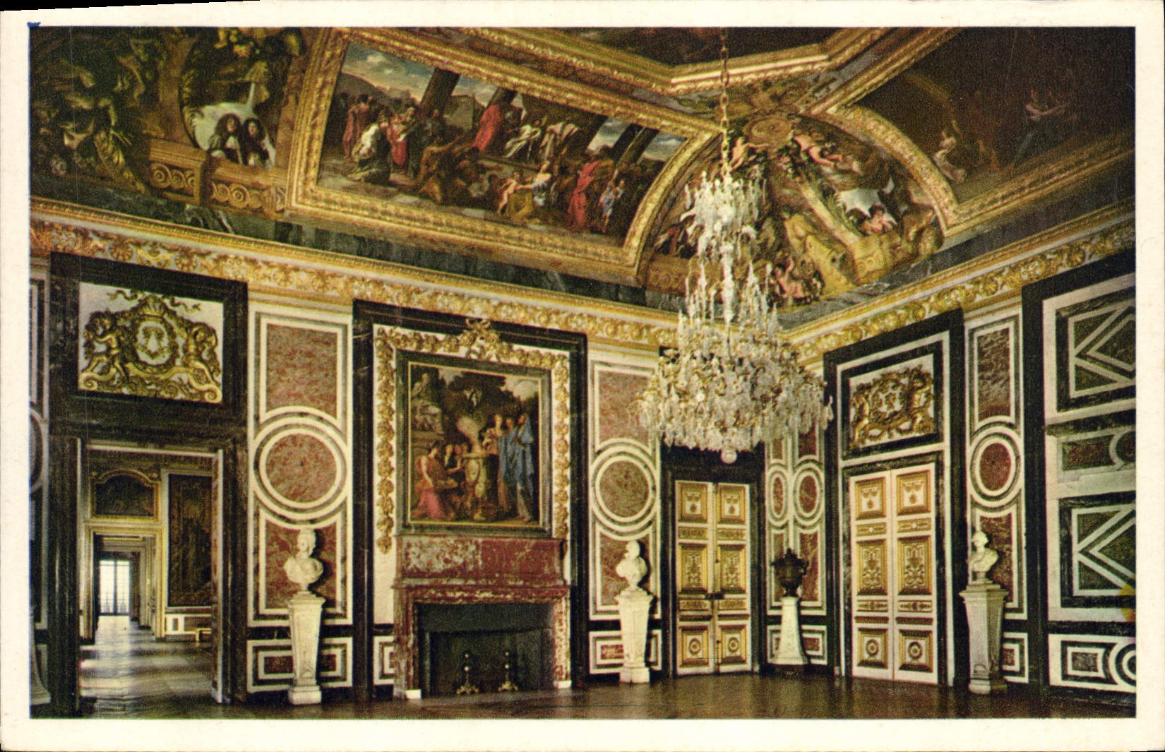 VINTAGE POSTCARD Castle Of Versailles the Room of the Guards of the Queen