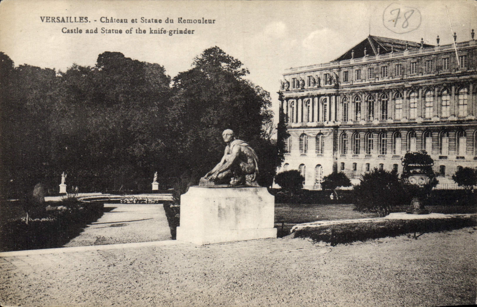 VINTAGE POSTCARD Palate Of Versailles Castle and Statue of the Grinder