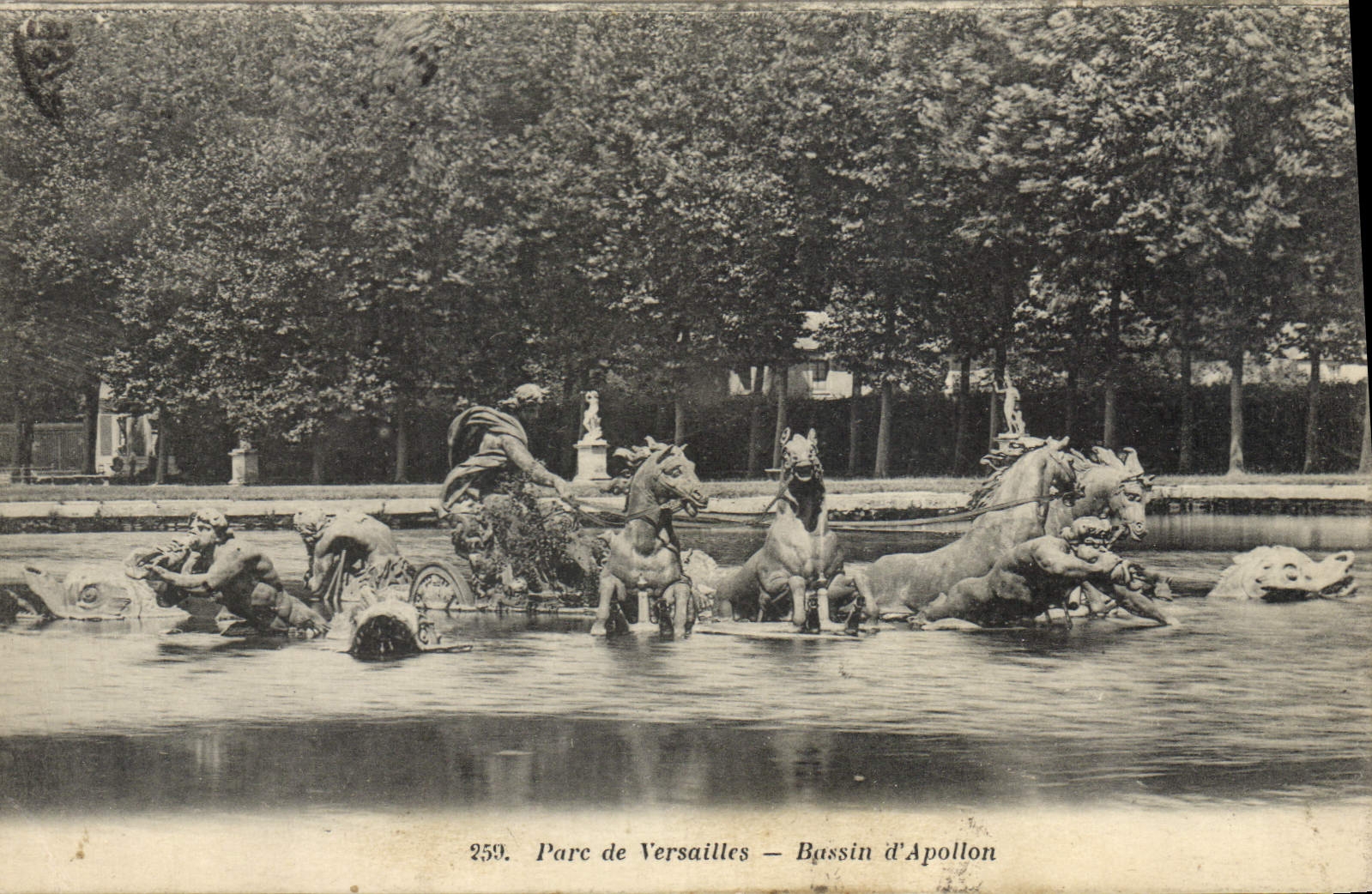 CPA Parc De Versailles Bassins D'Apollon