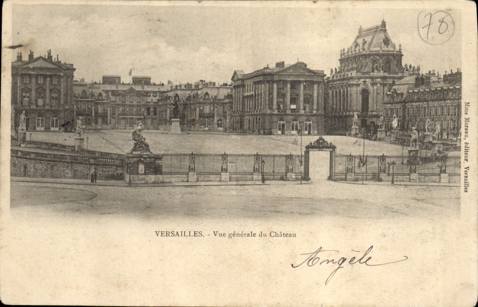 VINTAGE POSTCARD Palate Of Versailles View of the Castle