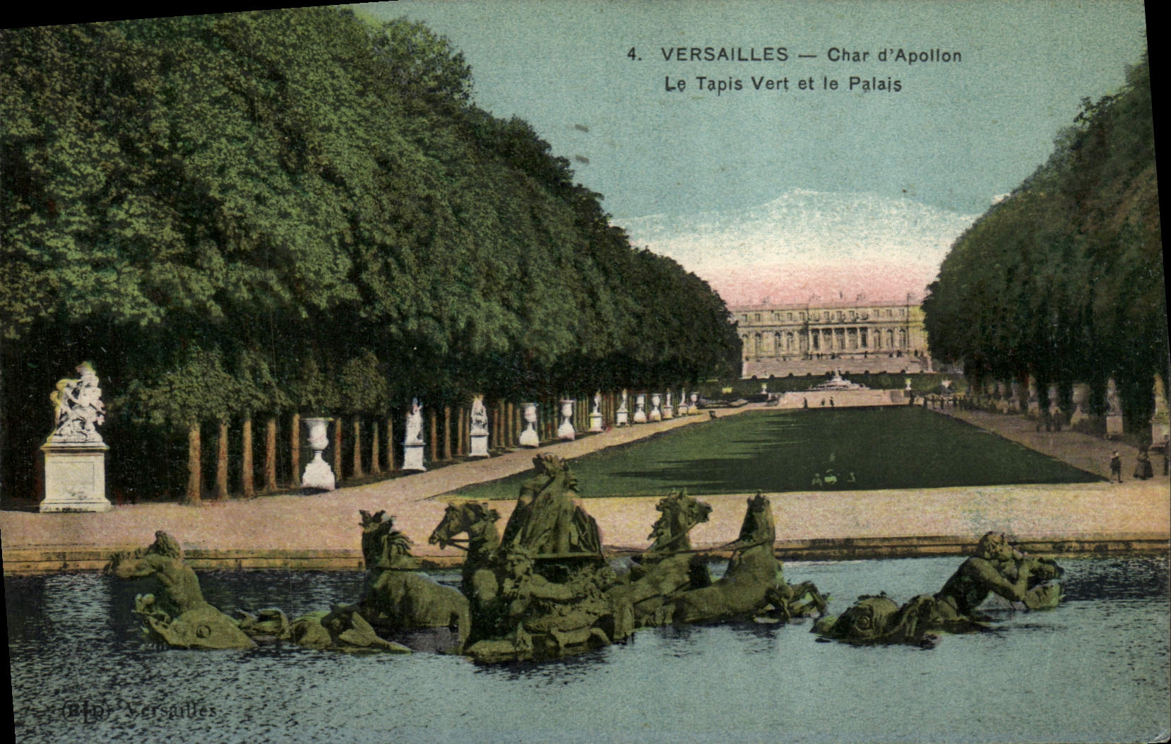 CPA Palais De Versailles Char d'Apollon Le tapis vert et le palais 