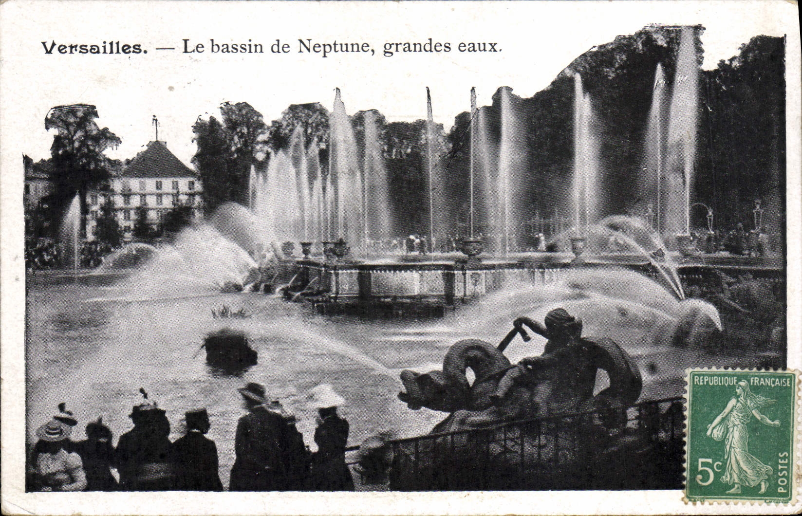 CPA Palais De Versailles Le Bassin de Neptune Grandes Eaux