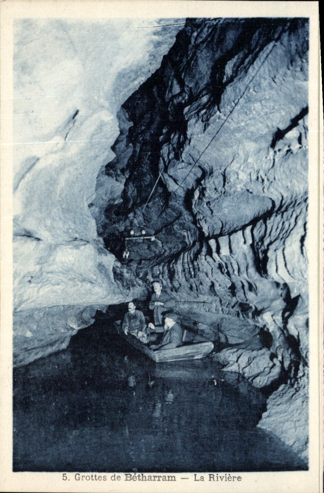 VINTAGE POSTCARD Caves of Betharram Lower part the river