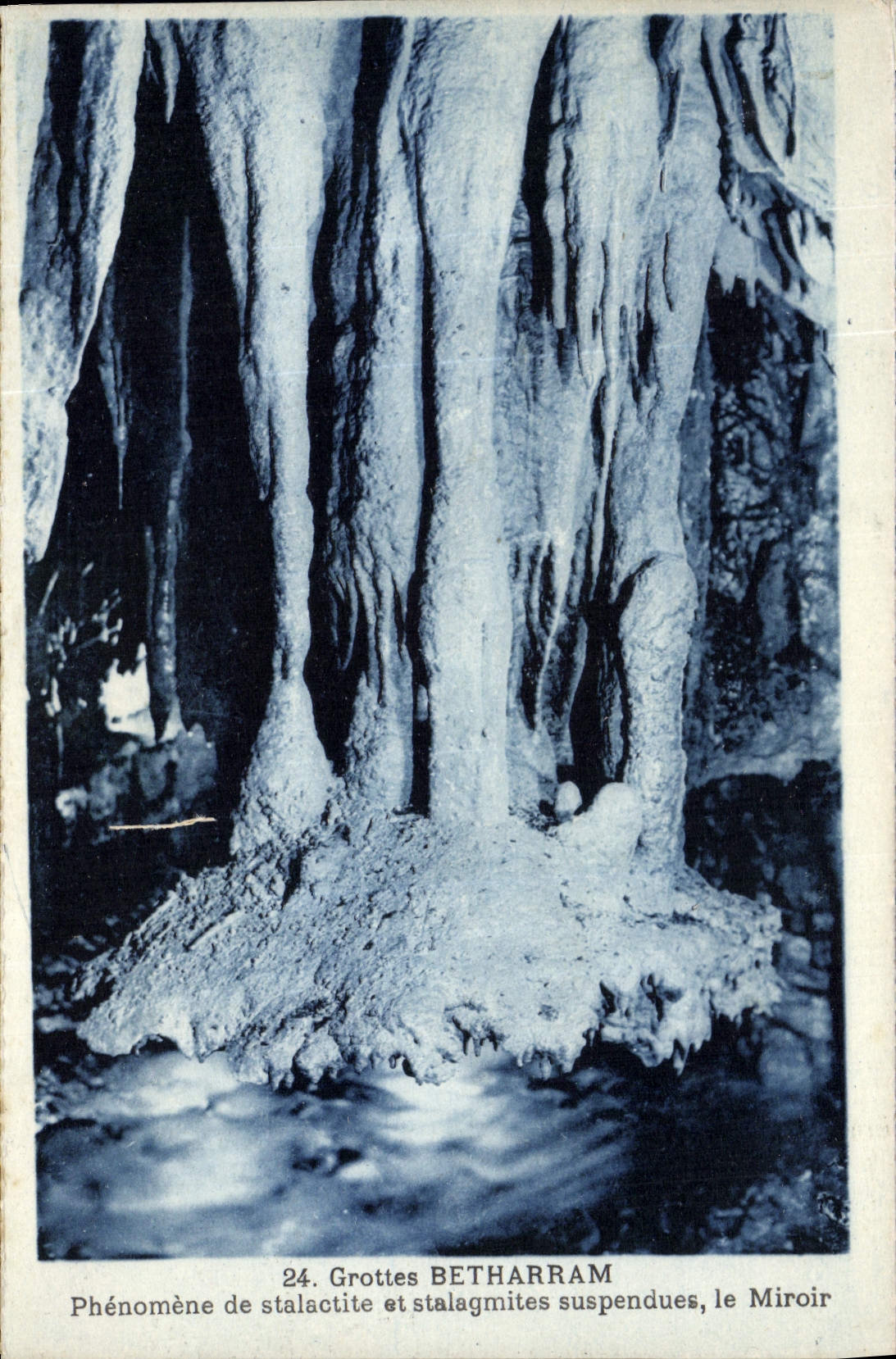 VINTAGE POSTCARD Caves of Betharram Phenomenon of stalactite and suspended stalagmites the mirror