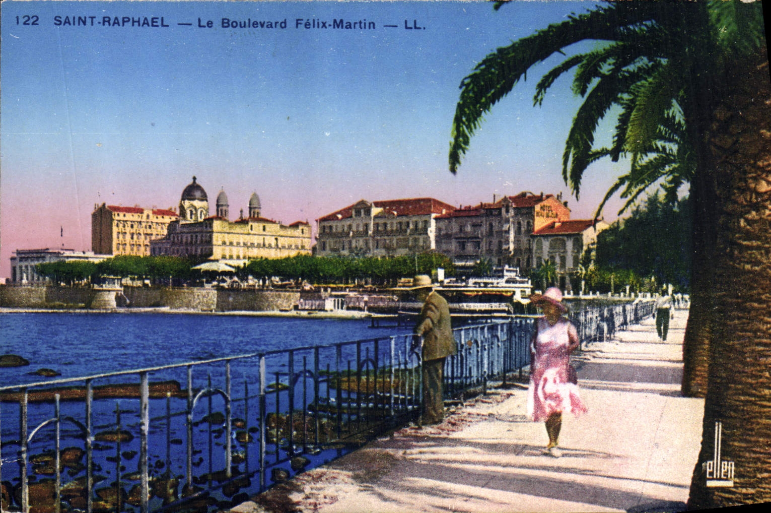 CPA Saint Raphael Le boulevard Felix Martin