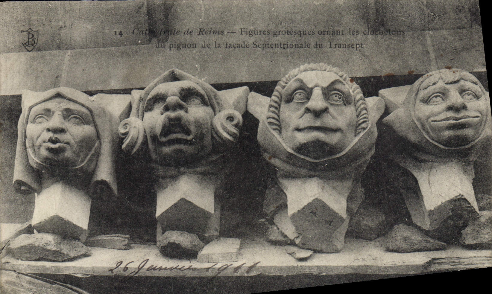 CPA Cathedrale de Reims Figures grotesques