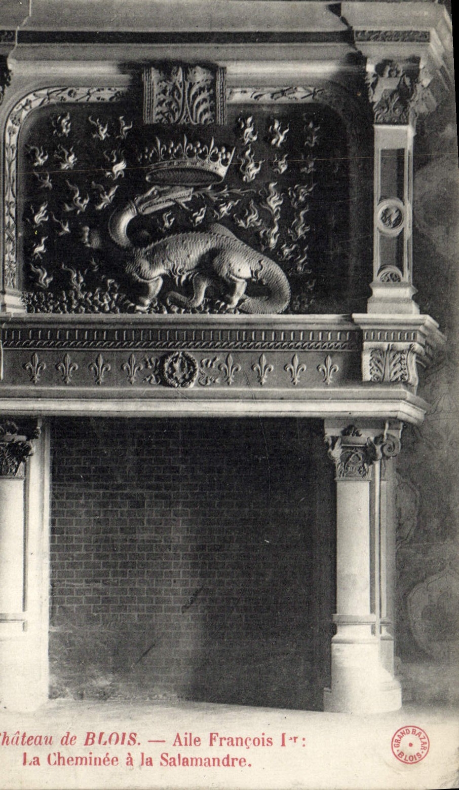 CPA Chateau de Blois Aile Francois 1er La cheminee a la salamandre