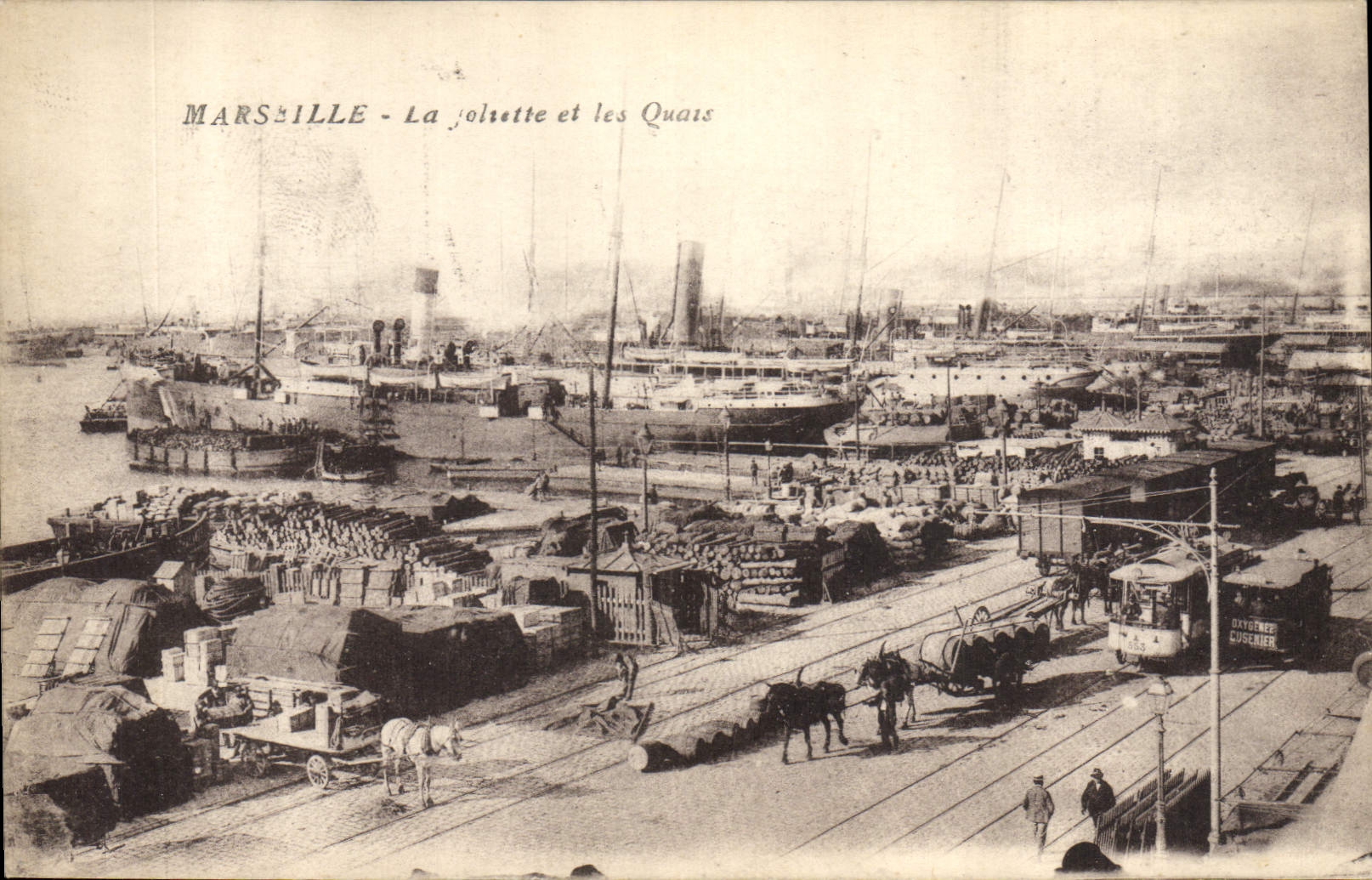 CPA Marseille La Joliette Et Les Quais