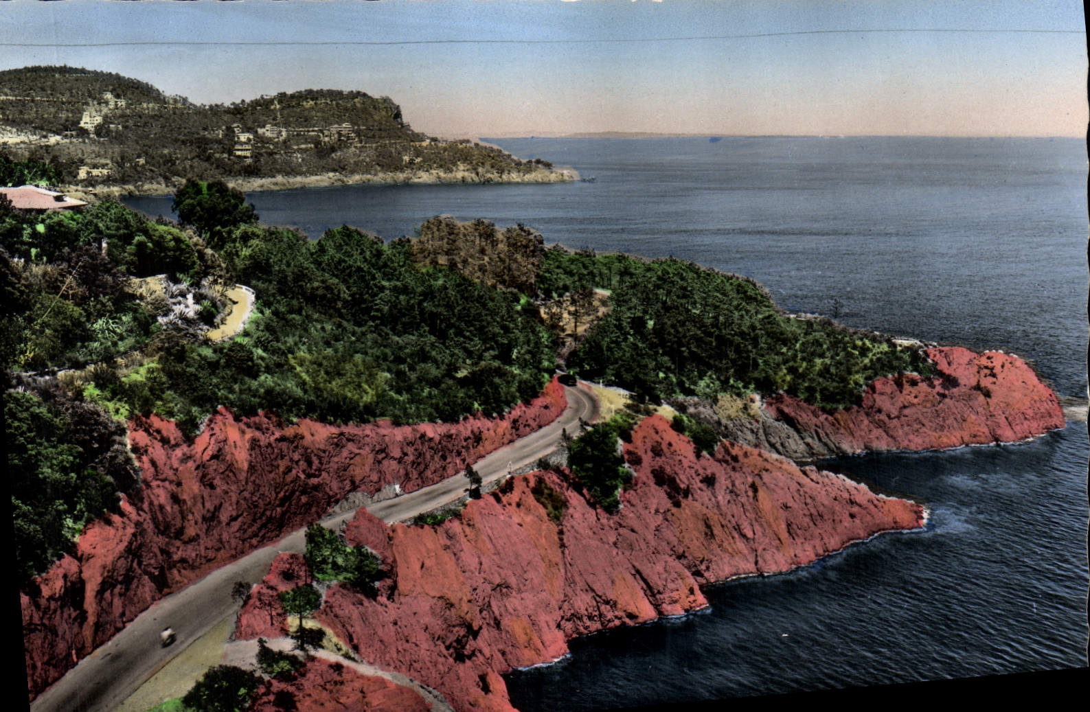 MODERN CARD Trayas the Road Of gold Cornice At the bottom the collar of Esquillon