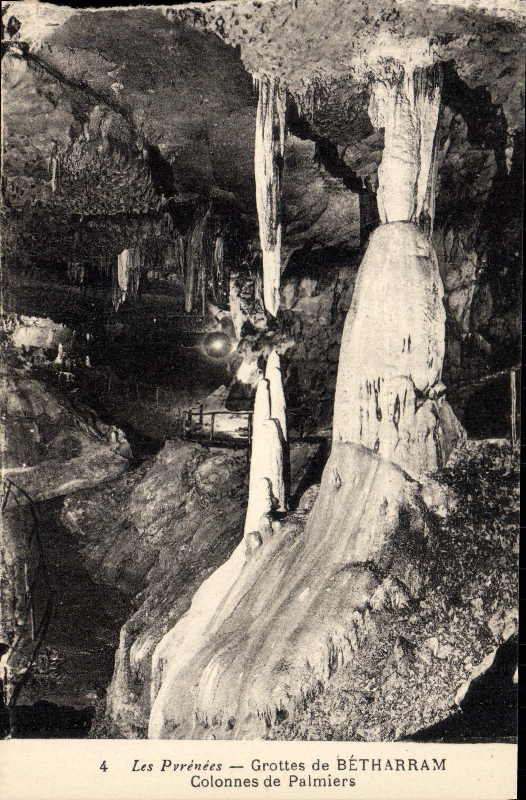 CPA Grottes De Betharram Colonnes De Palmiers
