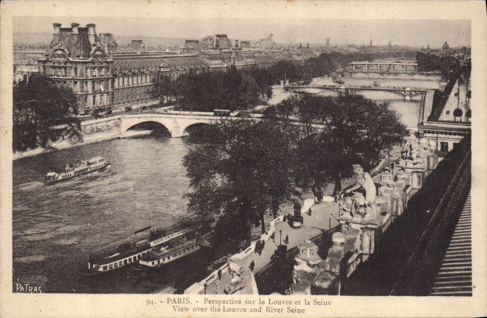 CPA Paris Perspective Sur Le Louvre Et La Seine