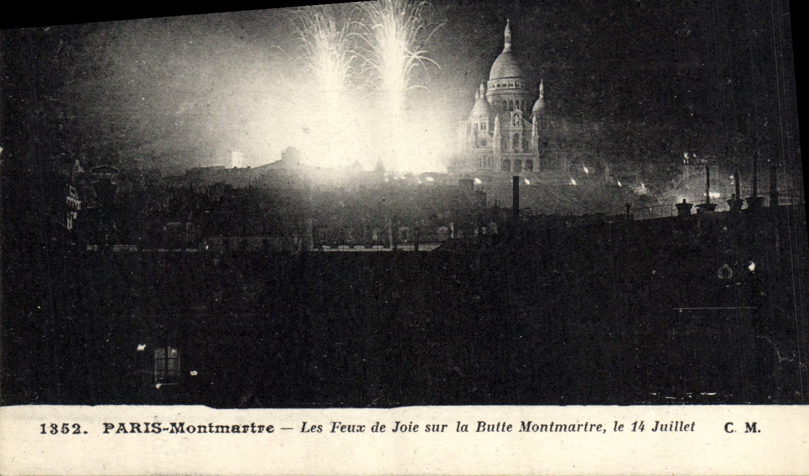 VINTAGE POSTCARD Paris Montmartre Bonfires On the Montmartre Hillock on July 14th