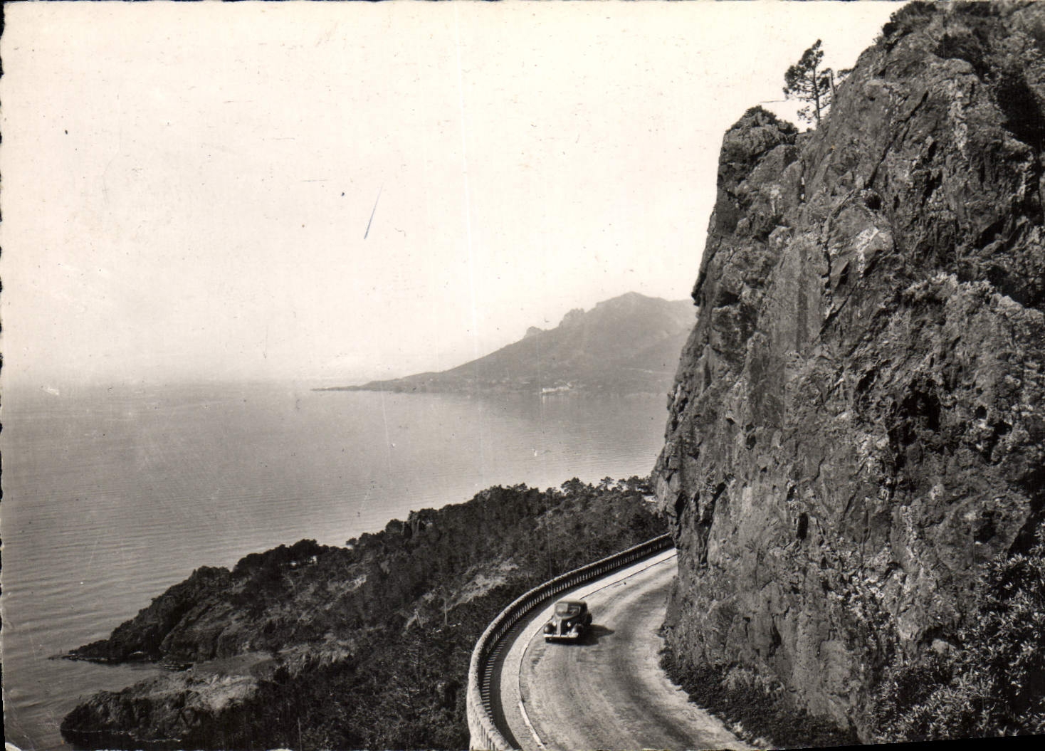 CPM La Corniche D'Or Le Troyas Vu Du Col De I'Esquillon