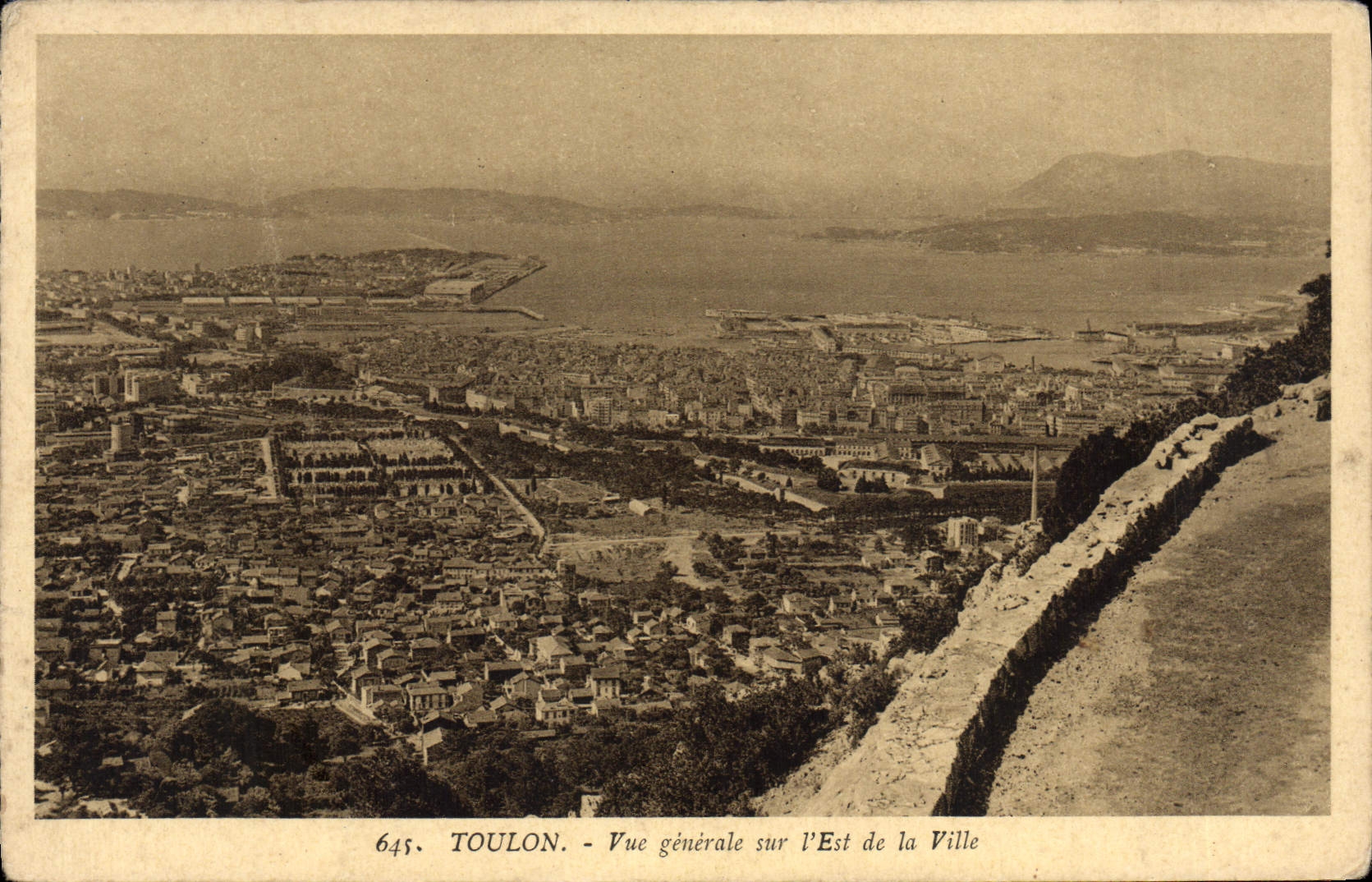 CPA Toulon Vue Generale sur l'Est de la Ville