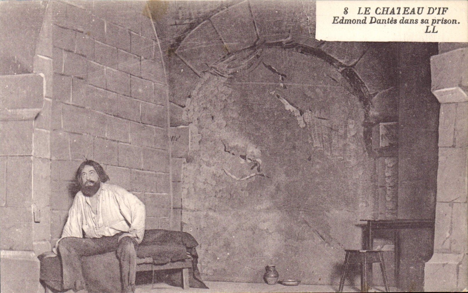 CPA Le Chateau D'If Edmond Dantes Dans Sa Prison Marseille