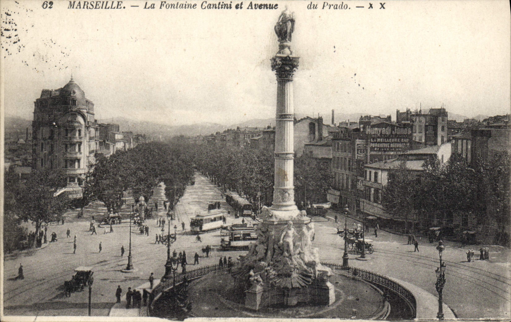 CPA Marseille La Fontaine Cantini Et Avenue du Prado 