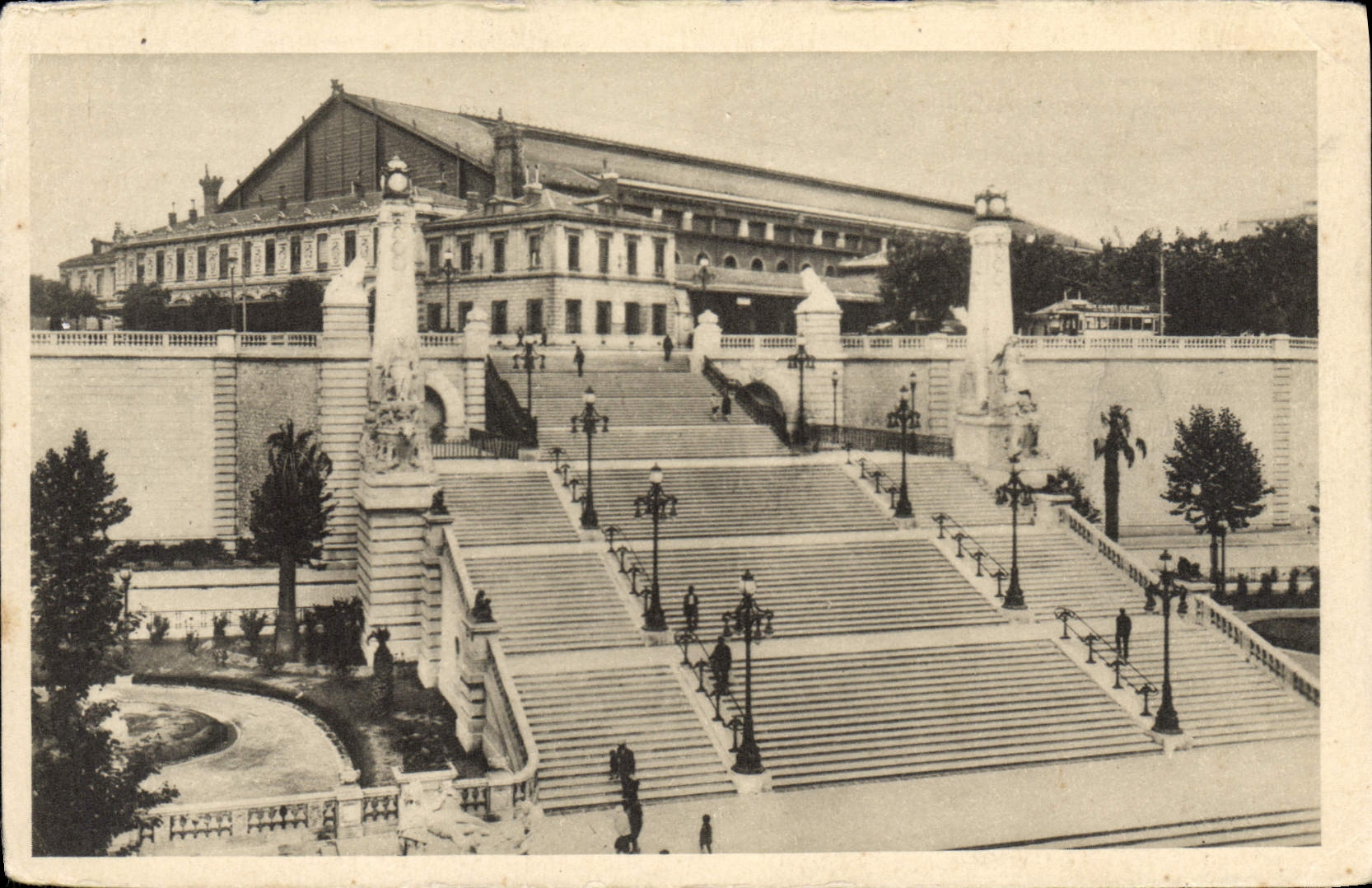 CPA Marseille Escalier Monument De La Gare St Charles