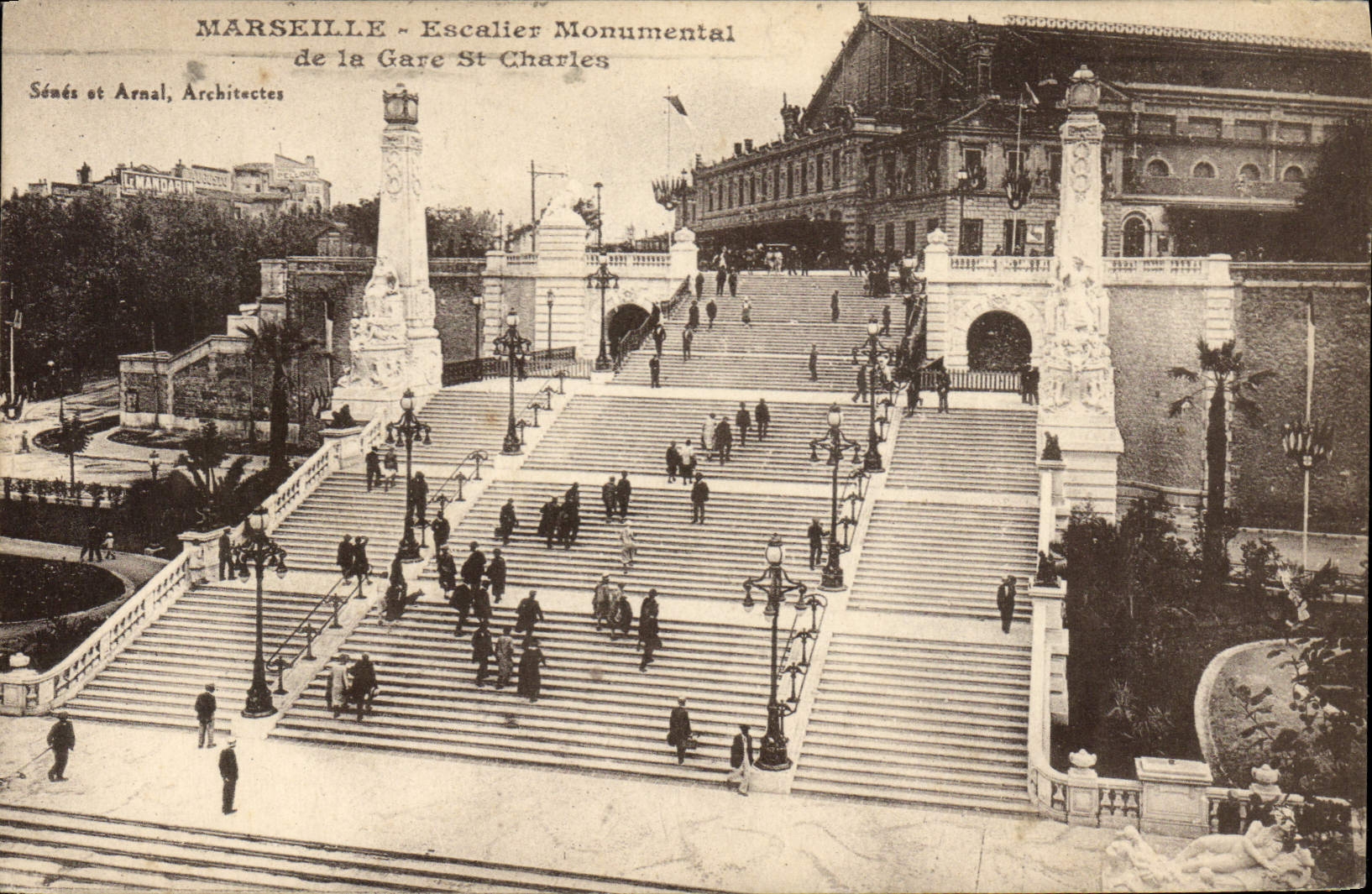 CPA Marseille Escalier Monument De La Gare St Charles