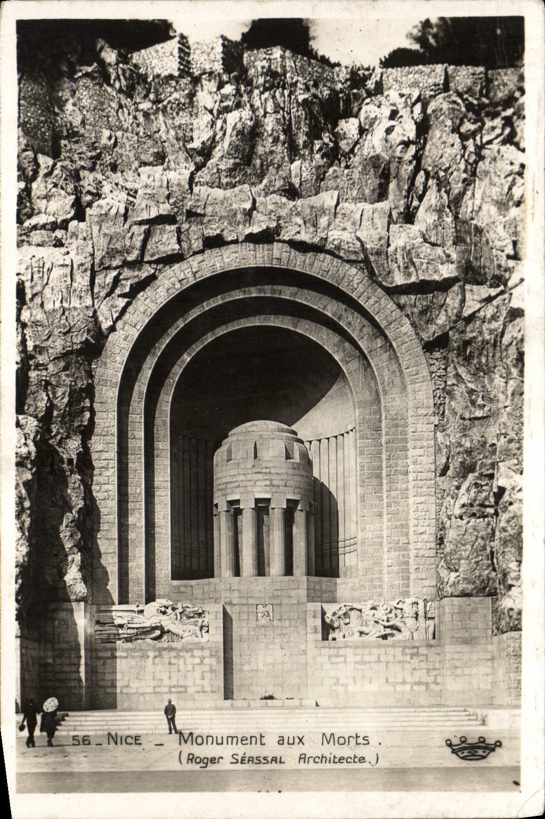 Monumento de la guerra de la POSTAL de la VENDIMIA Niza