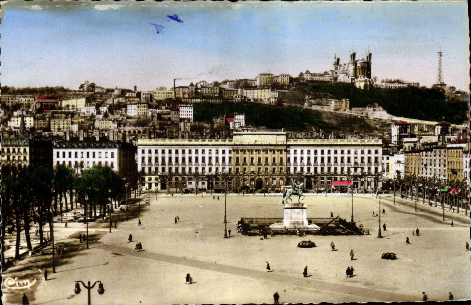 POSTAL MODERNA Lyon el lugar Bellecour y Fourviere