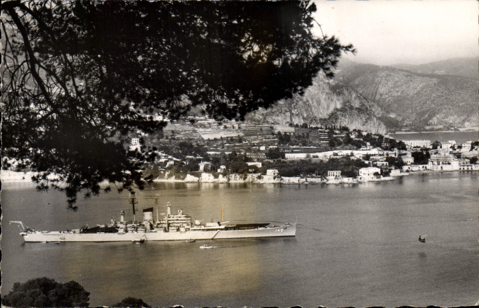 CPA Villefranche Sur Mer La Rade Le Cap Ferrat Au fond la baie des fourmis