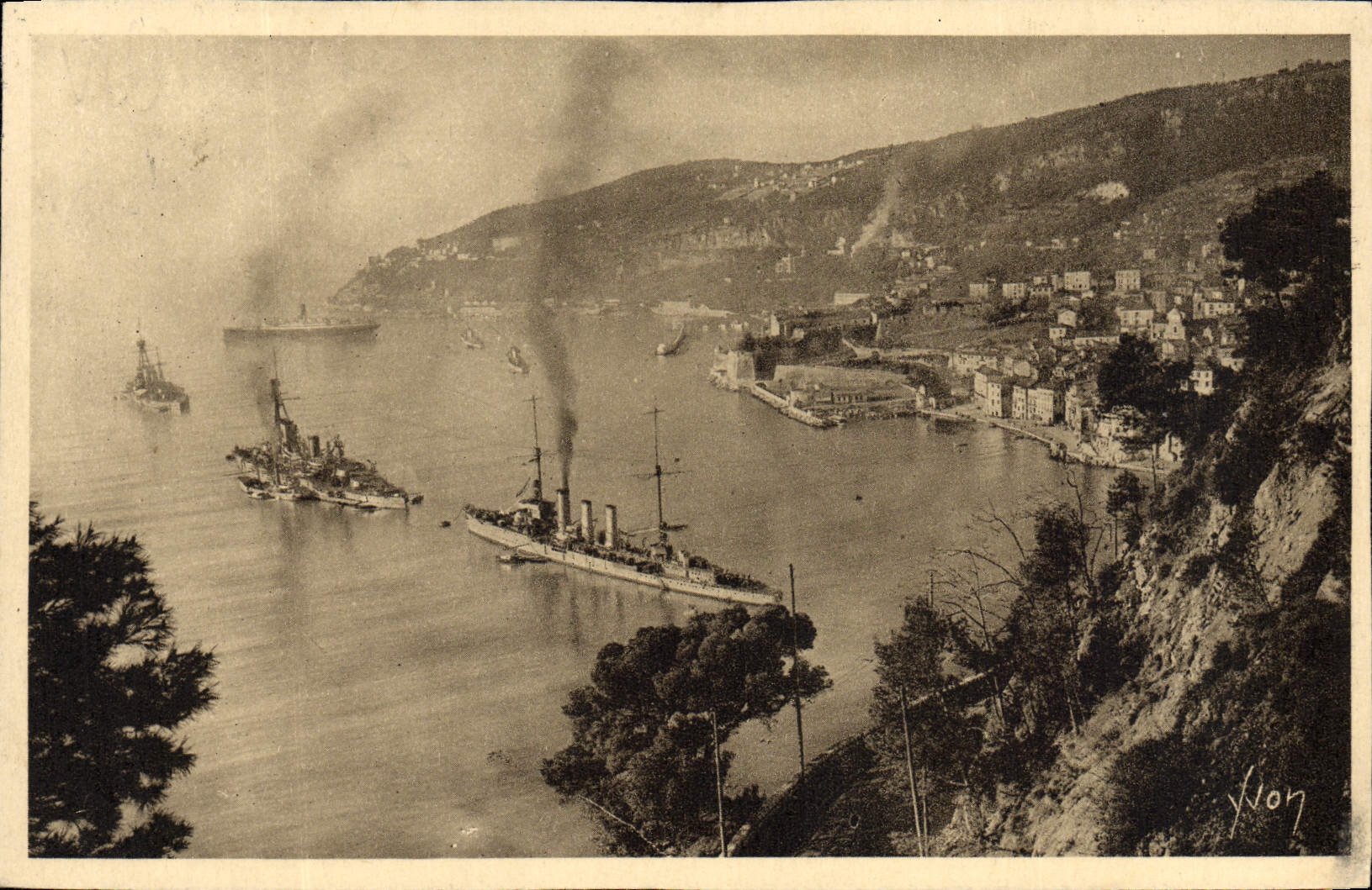 CPA Villefranche La Rade Bateaux