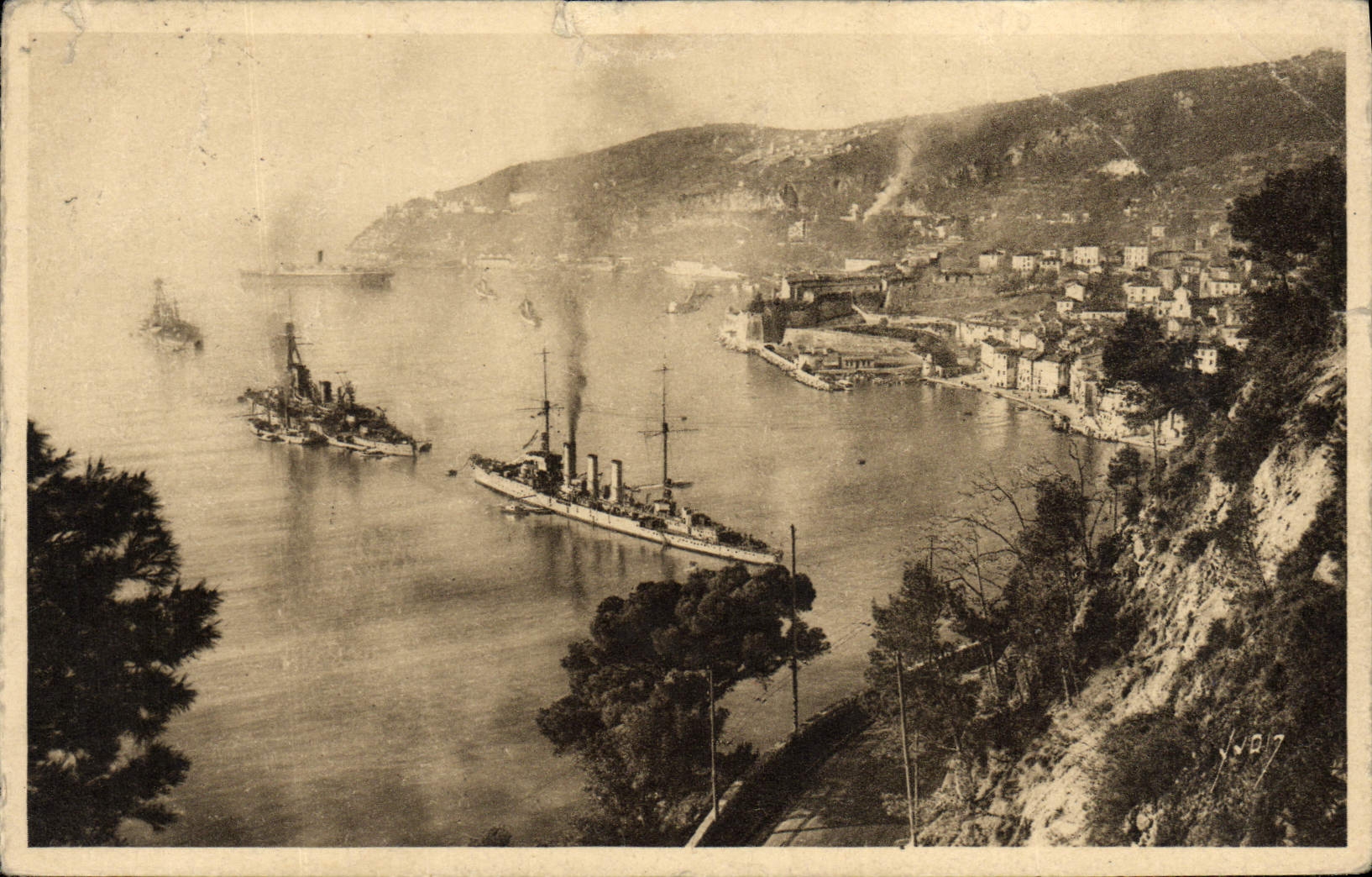 CPA Villefranche La Rade Bateaux