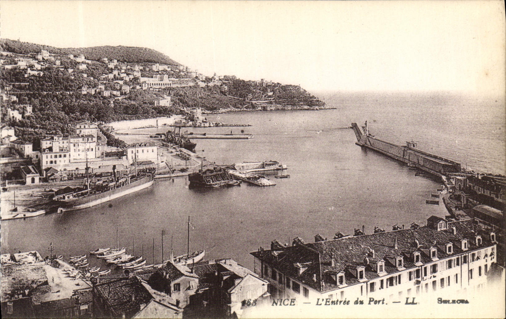 VINTAGE POSTCARD Nice the Entry of the Port