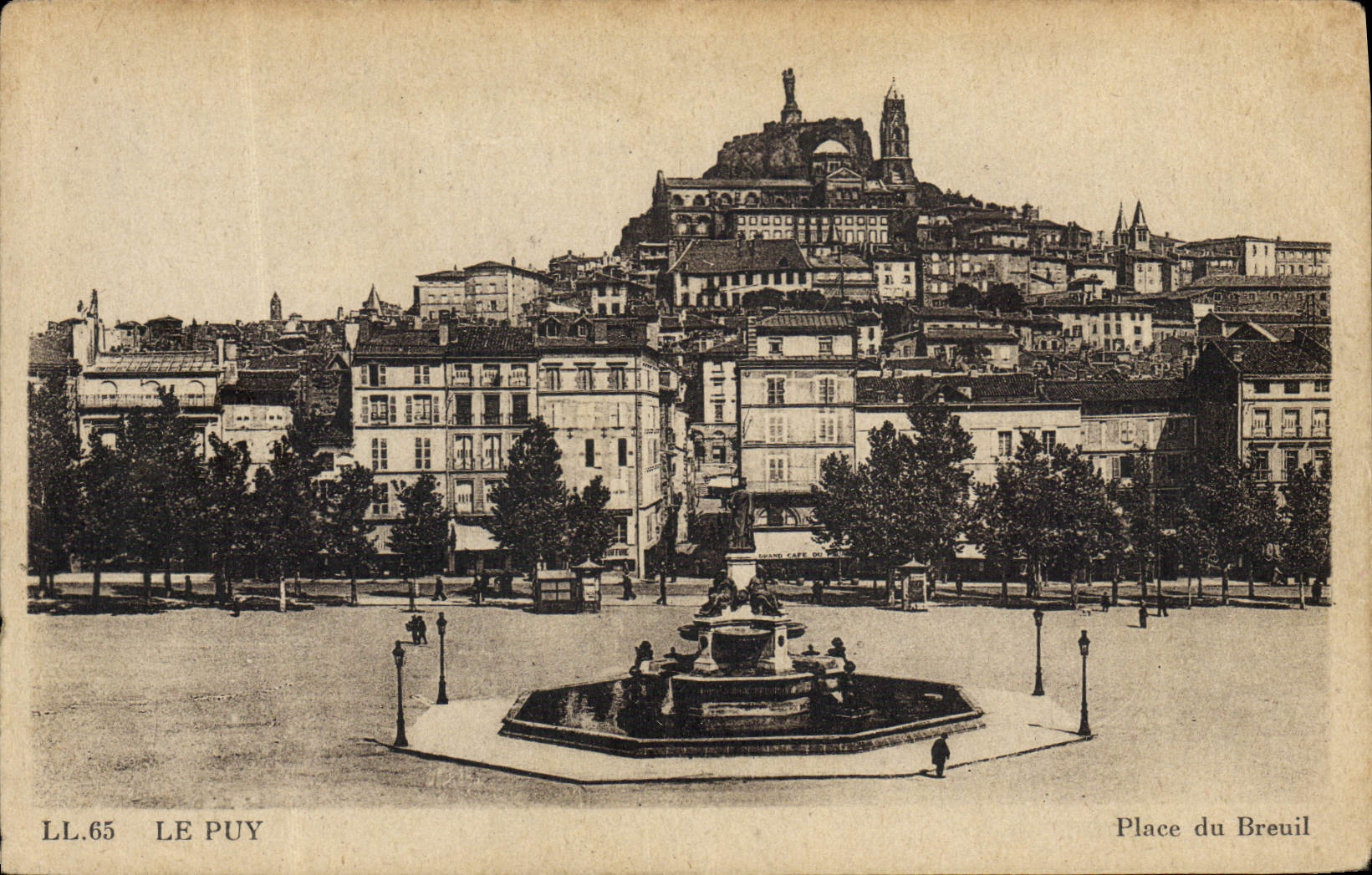 VINTAGE POSTCARD Puy Places of Breuil