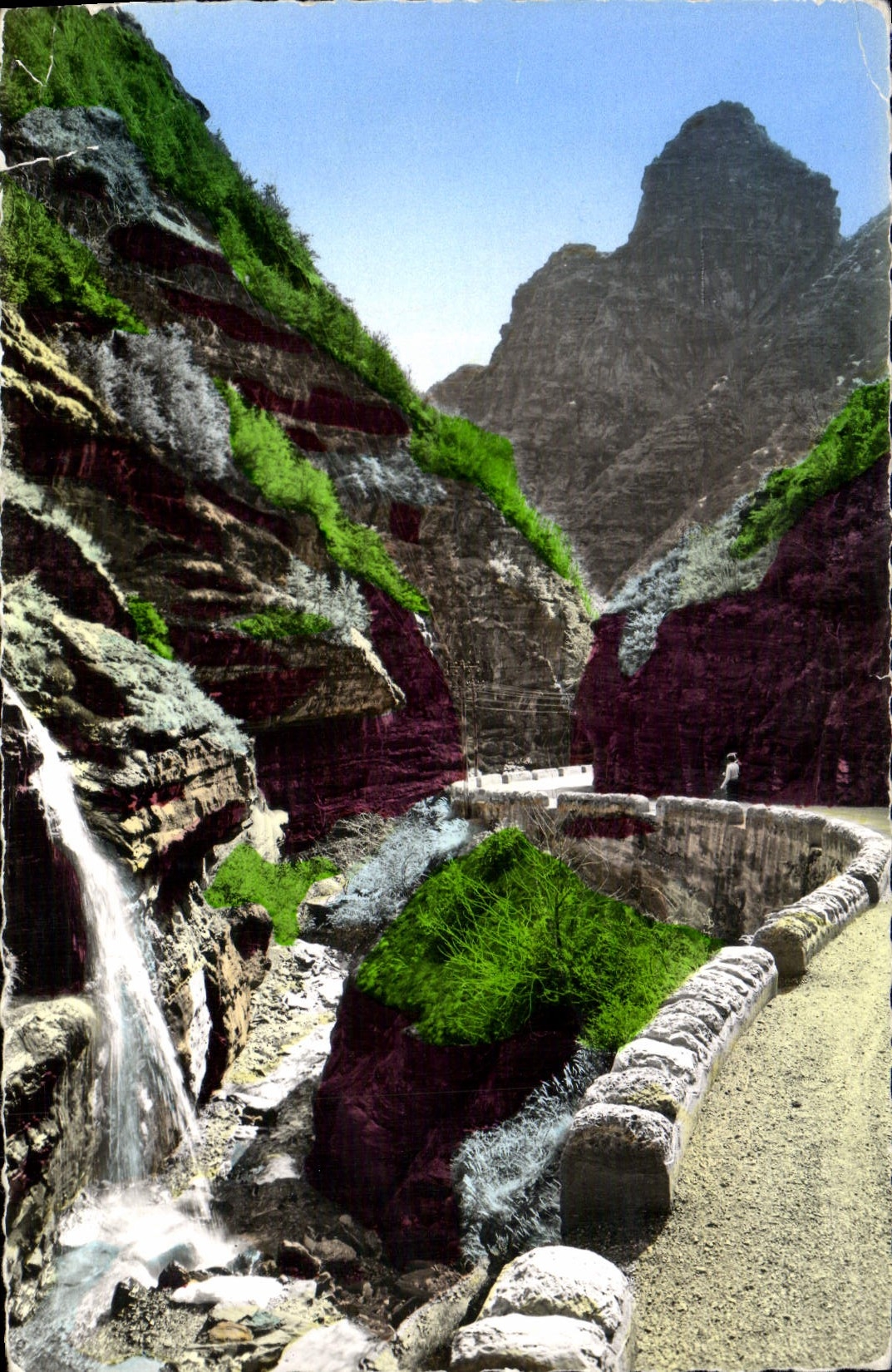 MODERN CARD Beuil Falls of Cians