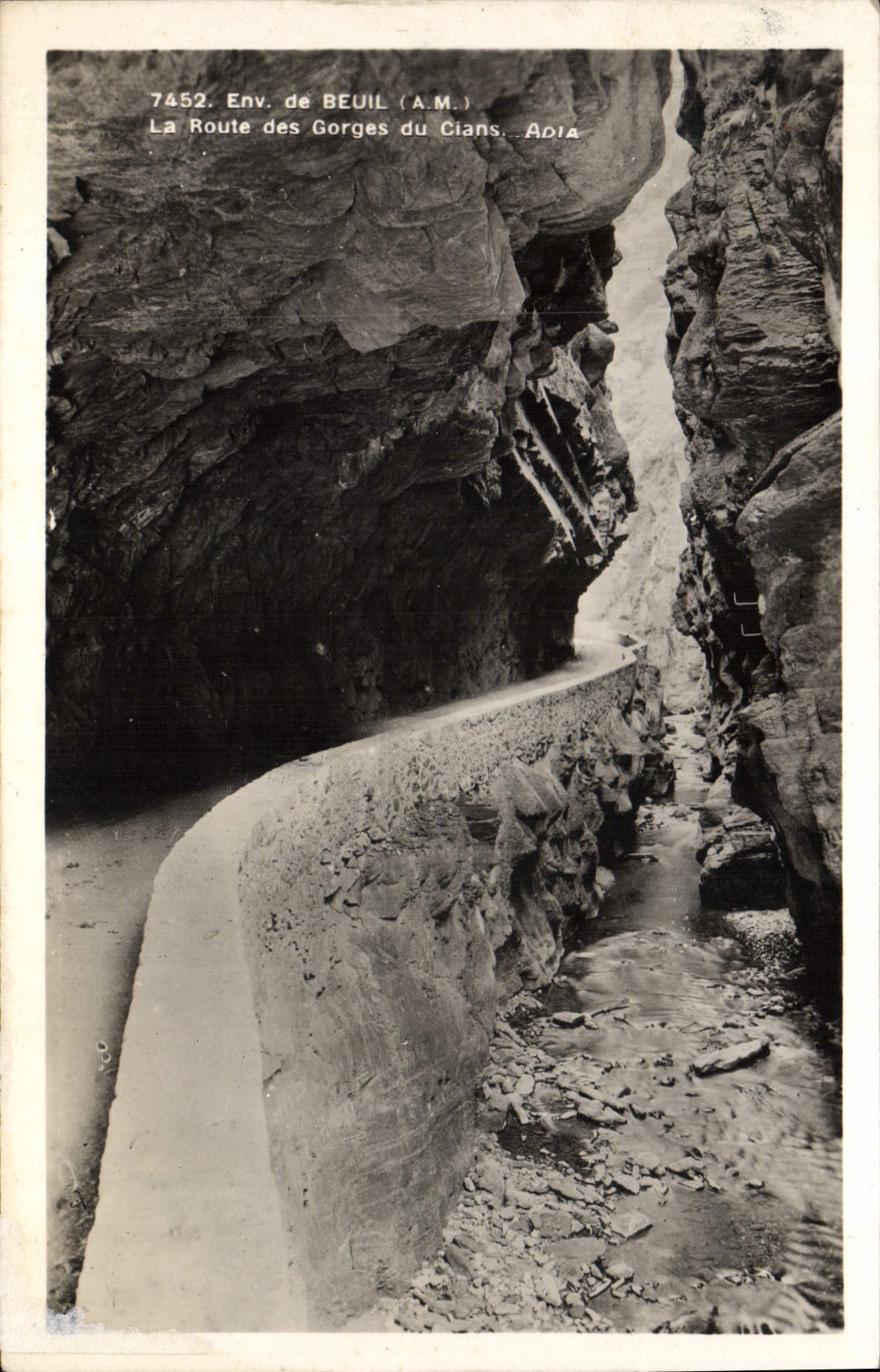 CPM Env de Beuil La Route des Gorges du Cians