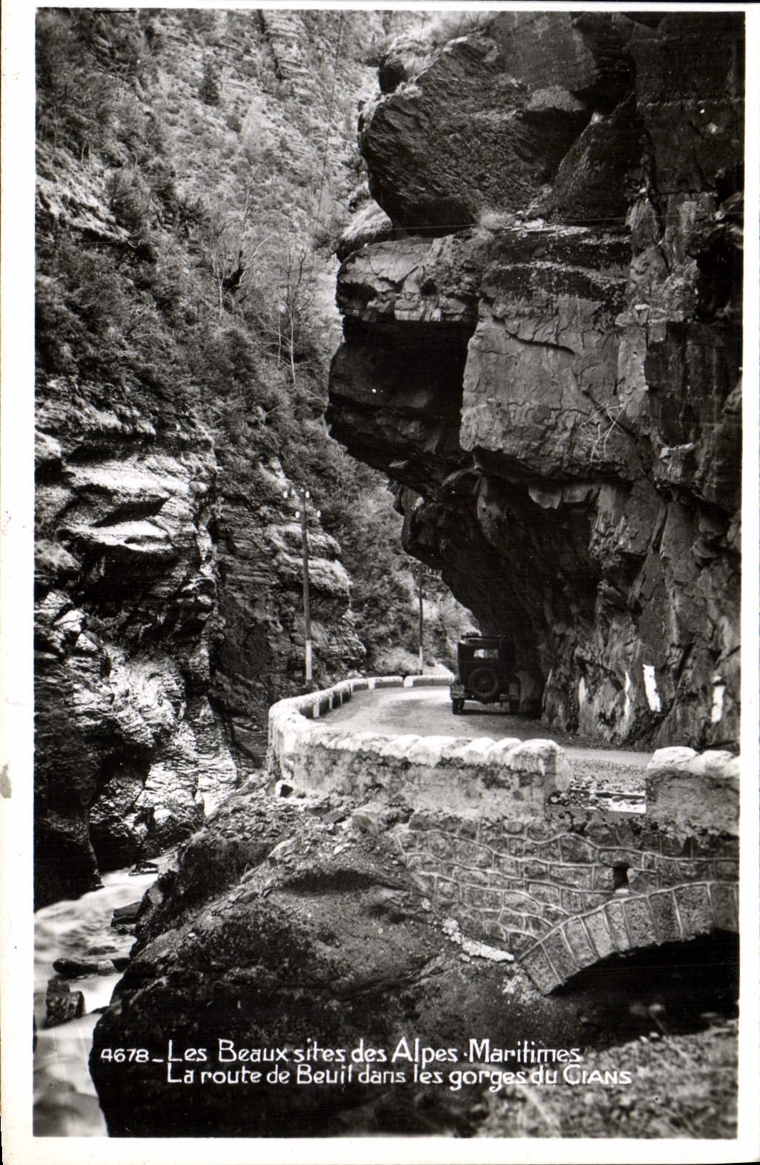 CPM La route de Beuil dans les gorges du Cians 