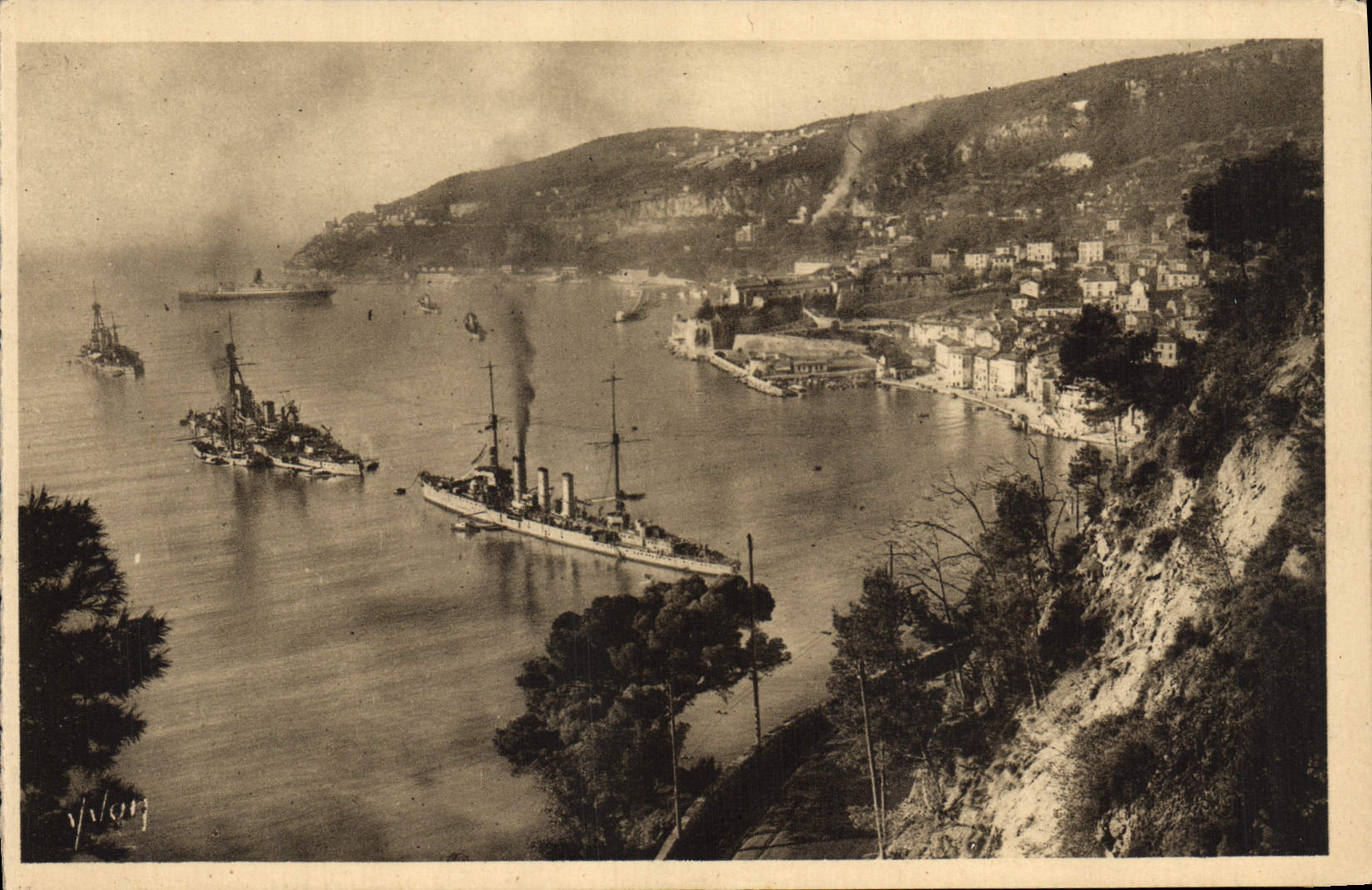 CPA Villefranche La Rade Bateaux