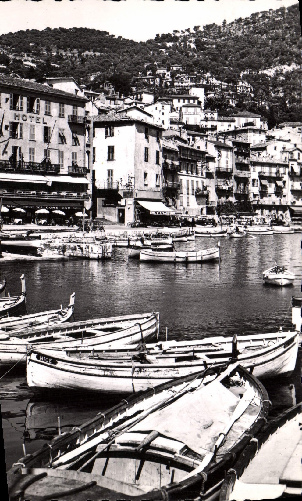 CPM Villefranche Sur Mer Vue vers le quai