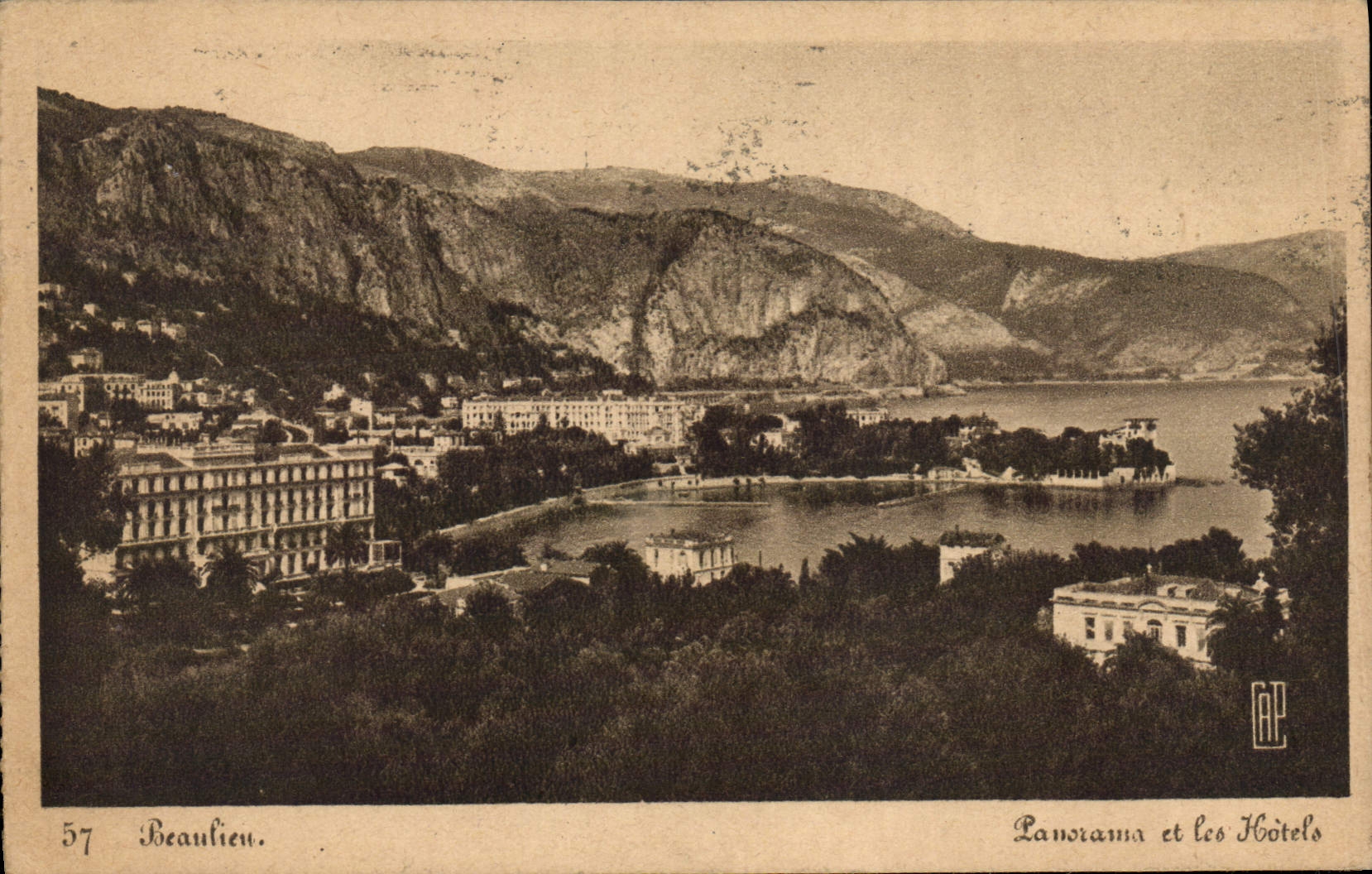 VINTAGE POSTCARD Beauliue Panorama and hotels